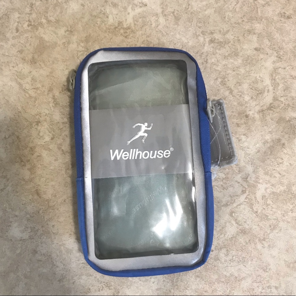 🍉NWOT phone protector runner’s sports arm bag